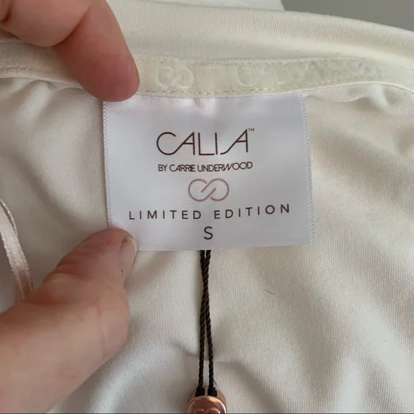 Calia Carrie Underwood Limited Edition Mesh 3/4 Length Sleeve Tee - Picture 8 of 11